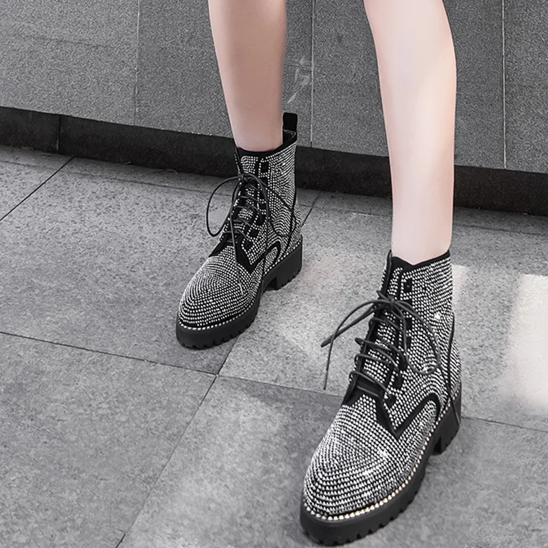 WETKISS/ботинки со стразами, ботильоны из коровьей кожи, женская обувь с круглым носком, женские мотоциклетные ботинки со стразами, обувь на низком каблуке, Женская Весенняя обувь