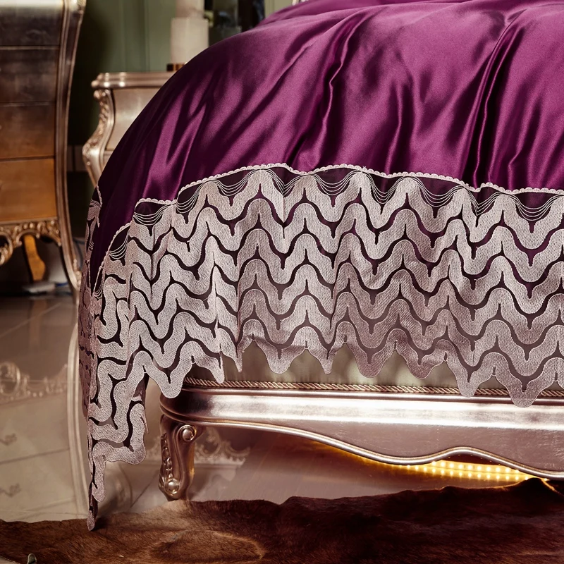 Роскошное кружевное постельное белье цвета шампанского фиолетового с вышивкой в