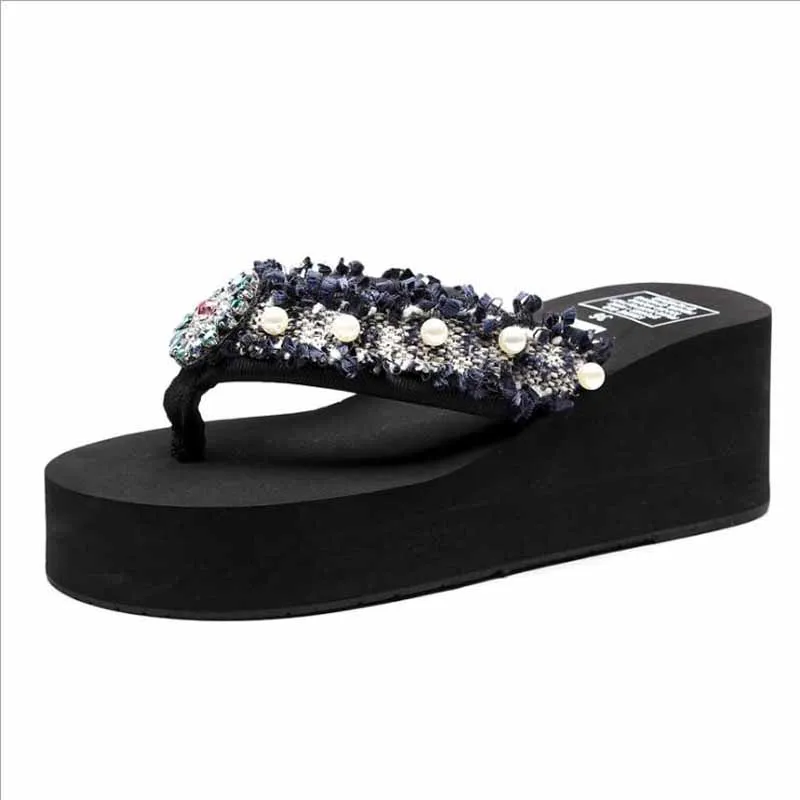 

New Women Pearl Beach Shoes Flat Woman Sandals Summer 2019 Woman Shoes Lady Fashion Slippers Luxury Shoe Women Designers Slipper
