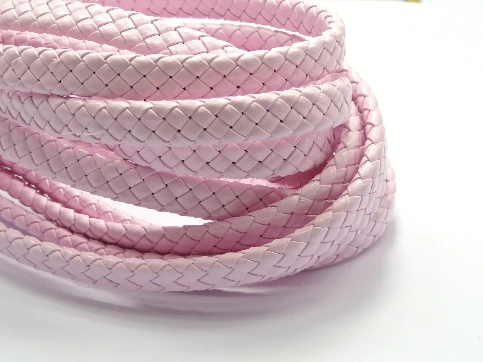 

16.4 Feets Pink Flat Braided Bolo Synthetic Leather Cord 10X4mm