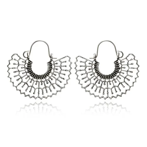 shan zi Silver 1Pair Vintage Hollow Water Drop Big Hoop Earrings Tribal Bronze Spider Web C Shape Carved Pattern Earrings Women Jewelry E309 - Окраска металла: shan zi Silver