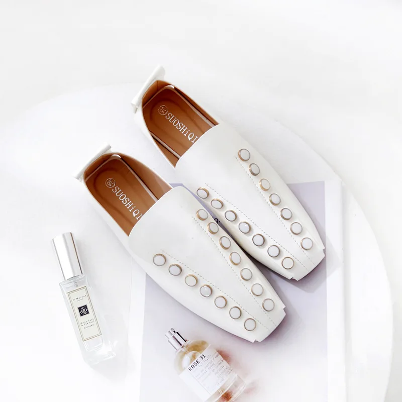 Обувь с заклепками женская весенняя обувь на плоской подошве zapatos de mujer модная