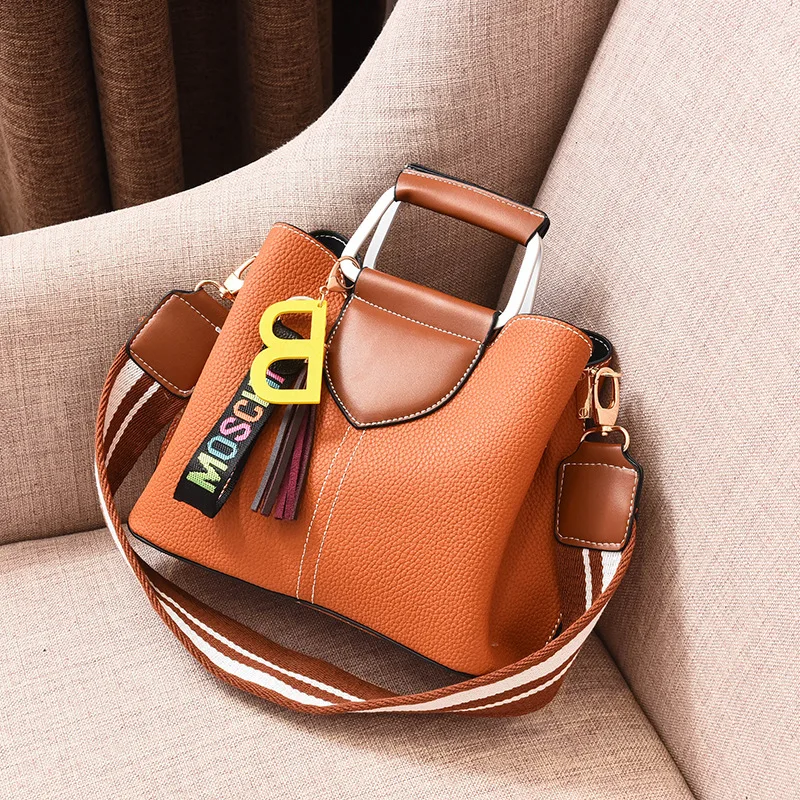 Женские сумки через плечо bolsos новые женские мессенджеры с кисточкой известные
