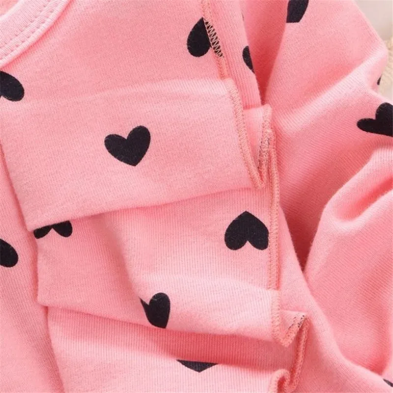 

Spring Sweet Bow Suit for Children 2 Pcs Suit Baby Girl Clothes Retail Baby Girls Love Kids Pants Suit Clothing Two Sets Coat
