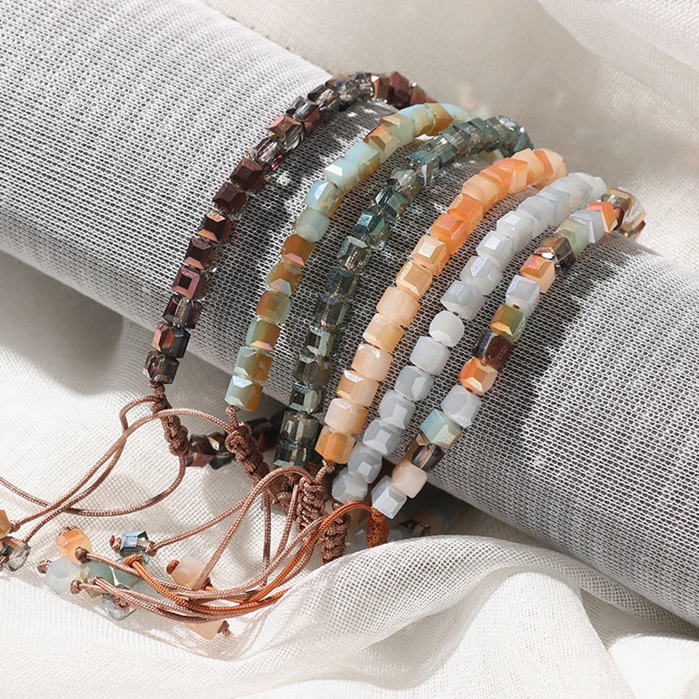 Женский браслет ручной работы маленький плетеный из натурального камня с