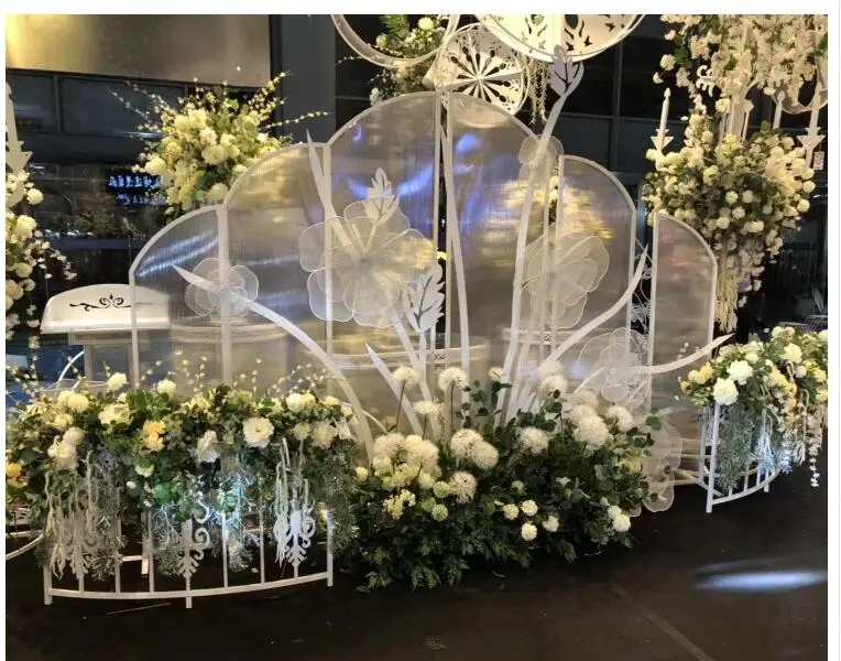 New stage stage stage props arc rhyme screen set of six stage decoration wedding window iron decoration.