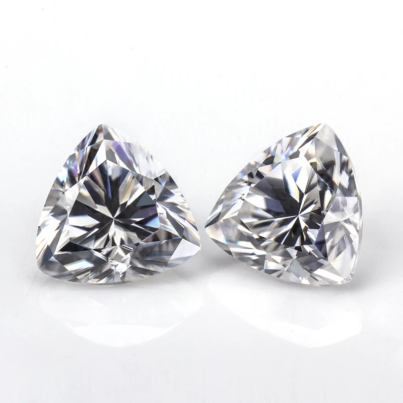 

Loose Gemstone Trillion Cut 8.5x8.5mm 2.0 Carat EF Color VVS Clarity Synthetic Moissanite Diamond