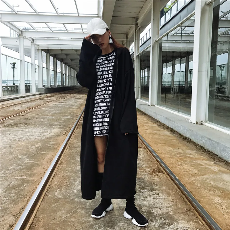 Женские длинные толстовки с капюшоном свитшоты на молнии верхняя одежда Черная