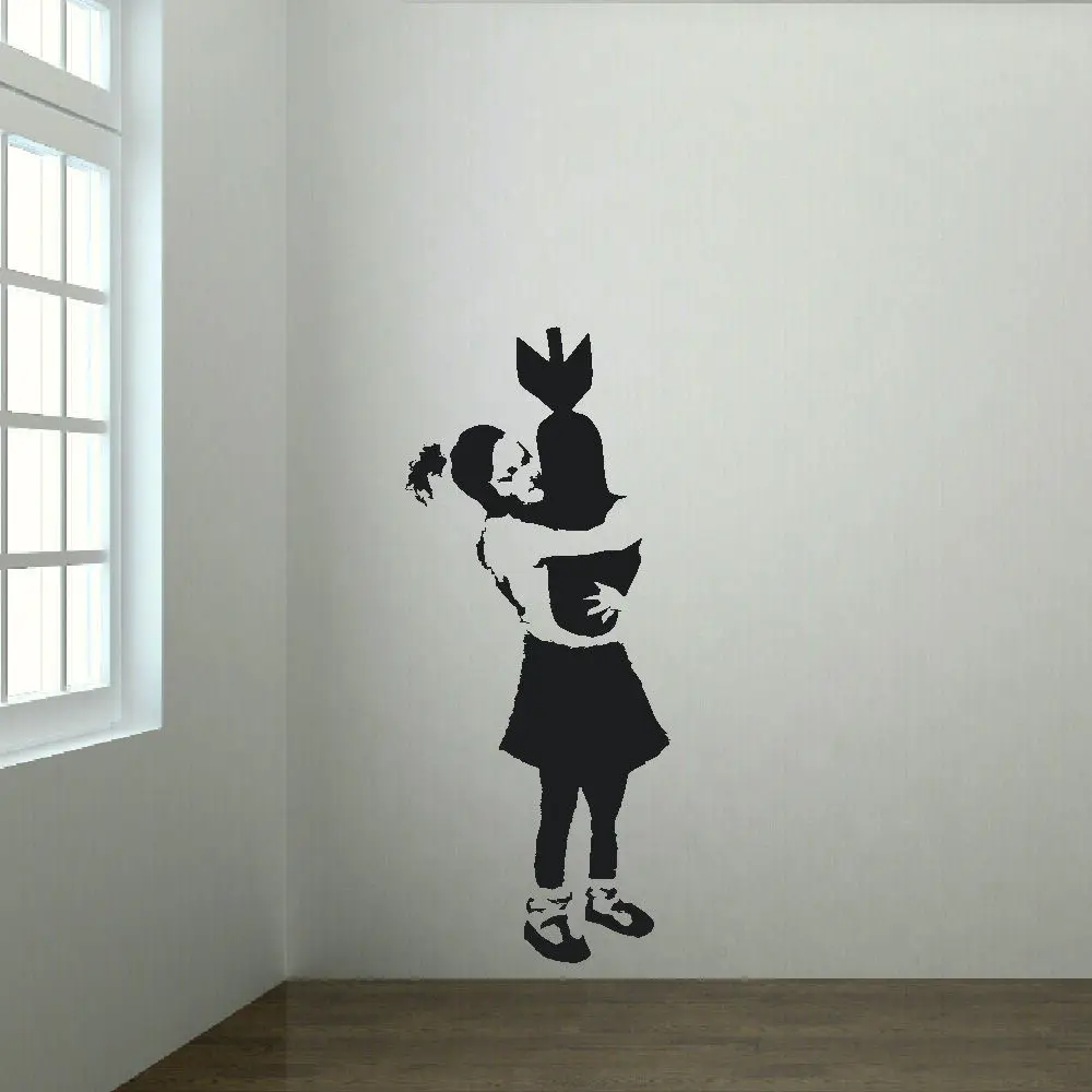 BANKSY на стену Наклейка девушка HUGING BOMB художественная переводная наклейка с