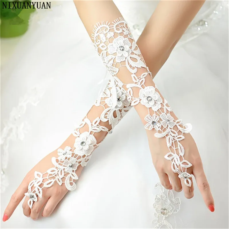Luvas de Noiva sem Dedos Sensual para Casamento com Strass Nixuanyuan Rendas Marfim Transparentes