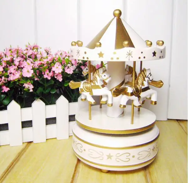 Музыкальные коробки Bless анимированные классические 4 Лошадь Go круглые