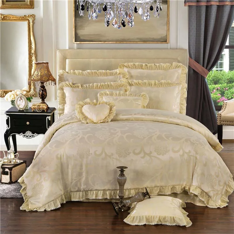 Комплект постельного белья из шелка и жаккарда с кружевом вышивкой|duvet cover|king