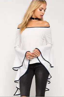 Женская блузка с открытыми плечами длинными рукавами и асимметричными оборками