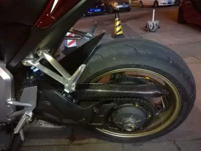 Заднее крыло для CB1000R 2008-+ углеродное волокно