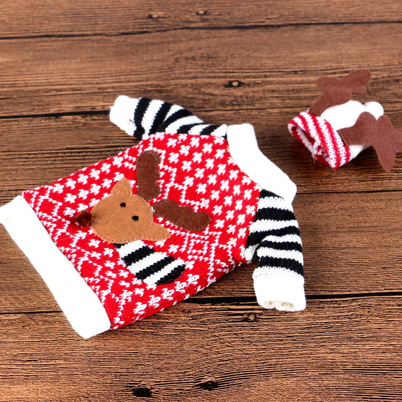 Новогодние товары продукты лося красные бутылки вина набор орнамент бутылку