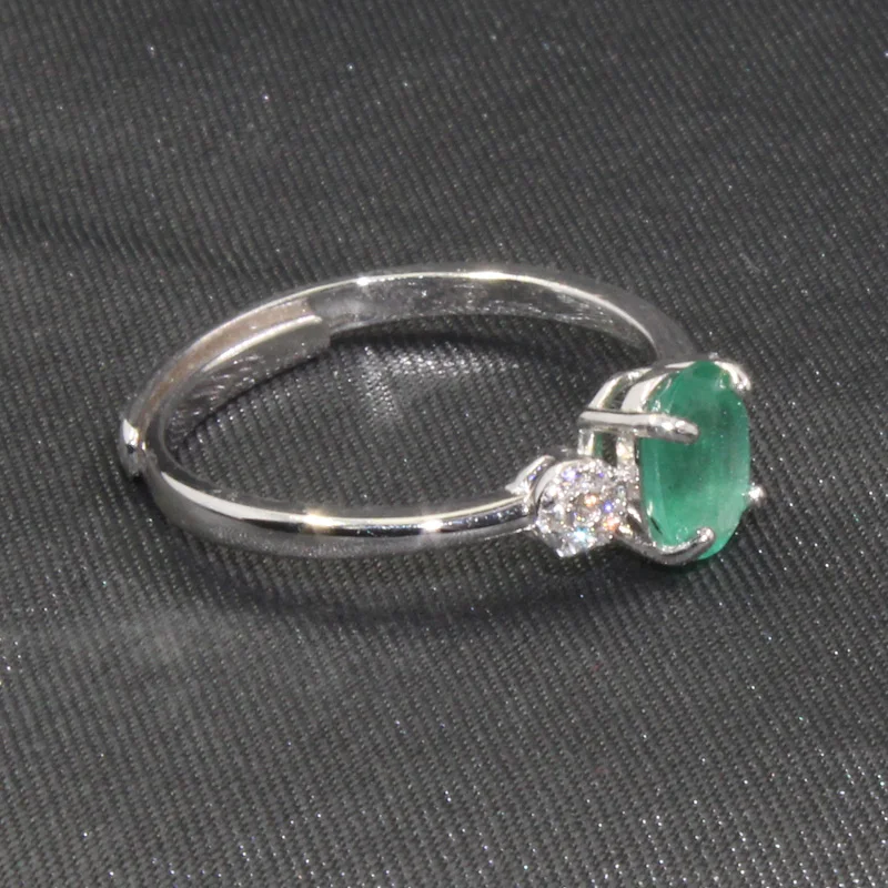 Кольцо из серебра 925 пробы с изумрудом 0.6ct|Кольца| |