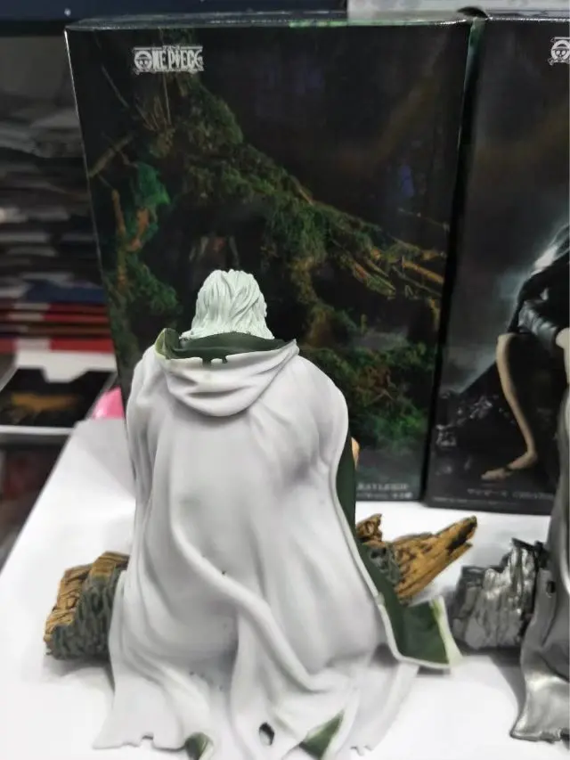 Фигурка Аниме One Piece Серебристая Rayleigh 12 см ПВХ новая коллекция фигурок игрушек