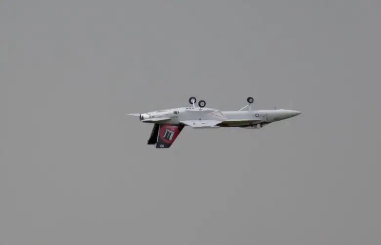 RC самолет EDF jets Freewing F18 64 мм | Игрушки и хобби