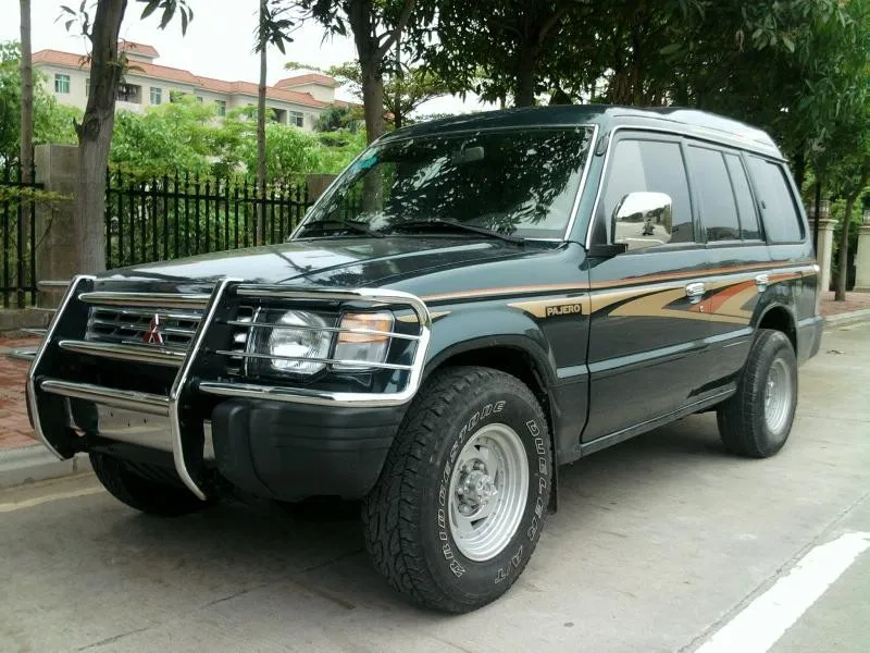 Ручка задней двери багажника для Mitsubishi Pajero Montero Shogun 2 3 4 II III IV 1992- MR230032 MB669338