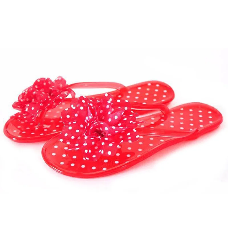 Женские шлепанцы на плоской подошве пляжные с милыми цветами Новинка лета