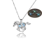 Лидер продаж, светящееся в темноте ожерелье в виде лошади, светящееся ажурное жемчужное ожерелье с подвеской-клеткой для женщин, бижутерия