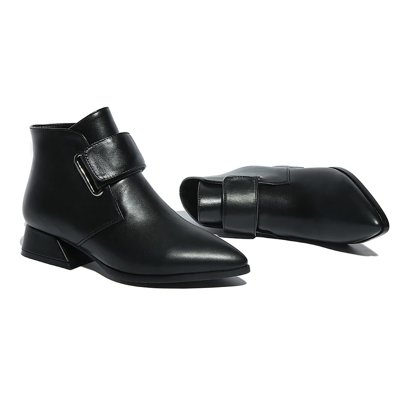 Женские ботильоны из натуральной кожи на квадратном каблуке с острым носком