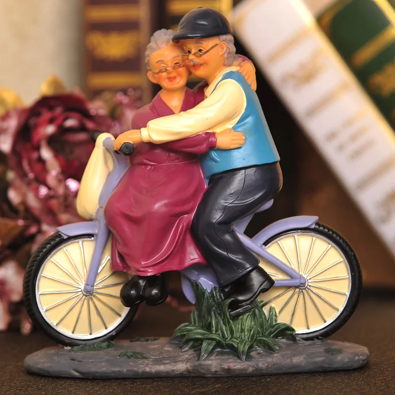 

Creative style wedding gift TV cabinet room Home Furnishing resin high-grade decoration jewelry ornaments wedding gift
