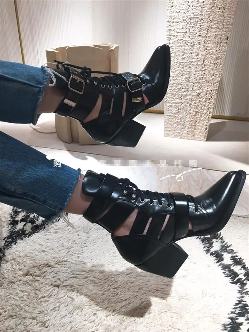 Женские черные ботильоны на низком каблуке с пряжкой и заклепками Zapatos Mujer