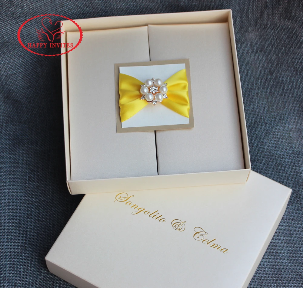 Free Shipping for Some Countries! HI2020 Luxury Silk Invitation Box with Gold Foiling | Дом и сад