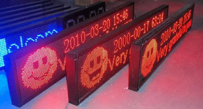 Бесплатная доставка уличный светодиодный дисплей красного цвета p10 led 1/4 Размер