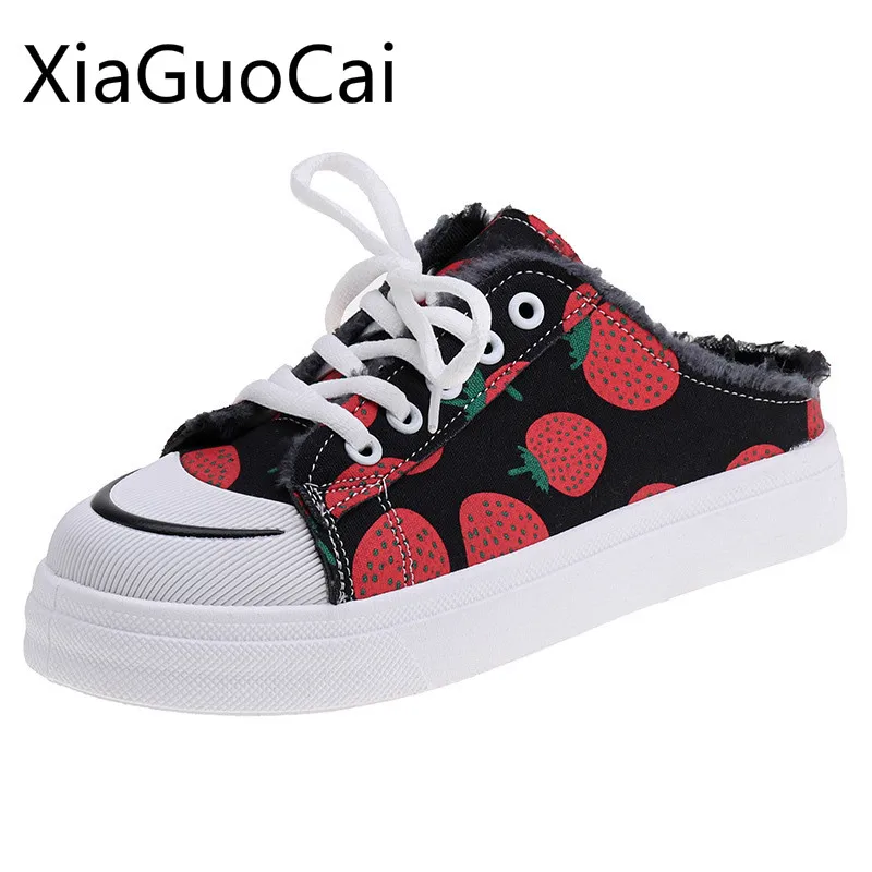 

Spring and Summer Women Canvas Shoes Low Top Female Casual Shoes Students Strawberry Flats Half Tray Retro Port Wind Shoes