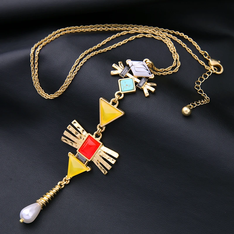 Ожерелье с кулоном из синтетического камня яркое молодежное ожерелье для