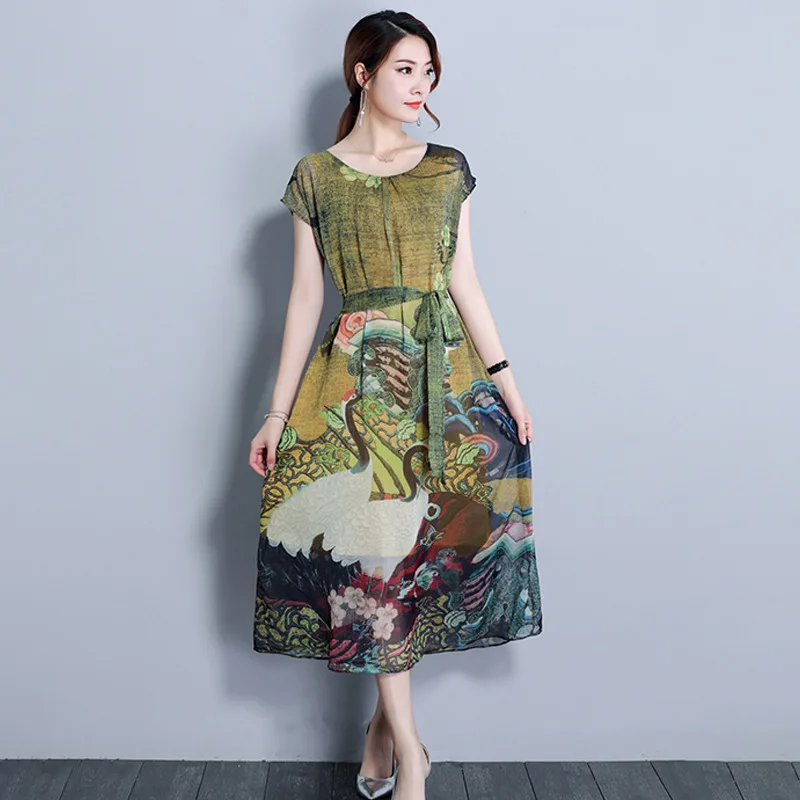 Женское шелковое платье с коротким рукавом круглым вырезом | Женская одежда