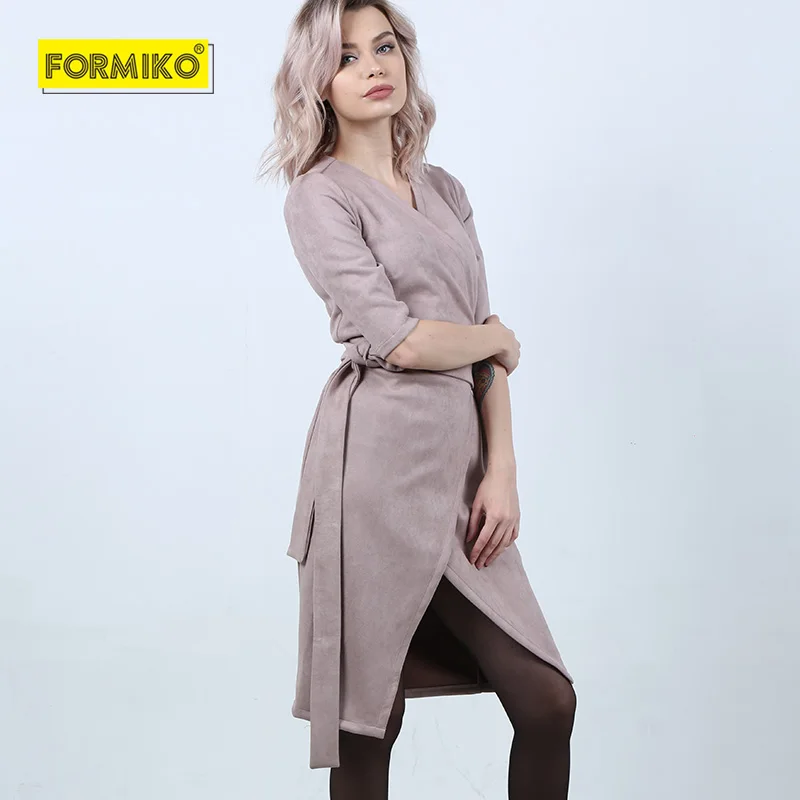 Formiko Женское платье глубоким V вырезом и с запахом. Элегантное замша платье на завышенной талии с поясом. Осень-зима-весна. Сексуальное вечернее приталенное платье с запахом Платье халат для женщин - Цвет: Розовый