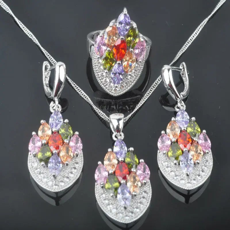 Женский ювелирный набор серебряного цвета из разноцветного камня с цирконием