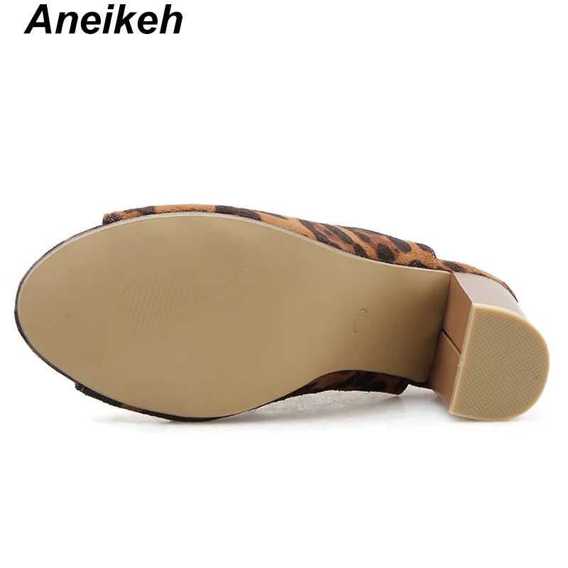 Aneikeh/ г. летние классические женские ботинки из флока с леопардовым принтом обувь для танцев на высоком квадратном каблуке с открытым носком на шнуровке, Размеры 35-42