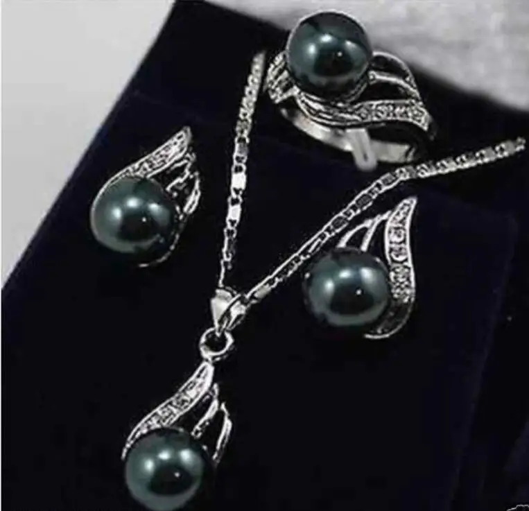 

Jewelry Black Pearl Bow Pendant Necklace Earring Set