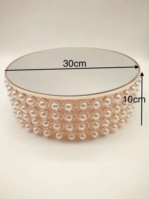 Металлическая подставка для торта свадебного искусства с жемчугом и золотой