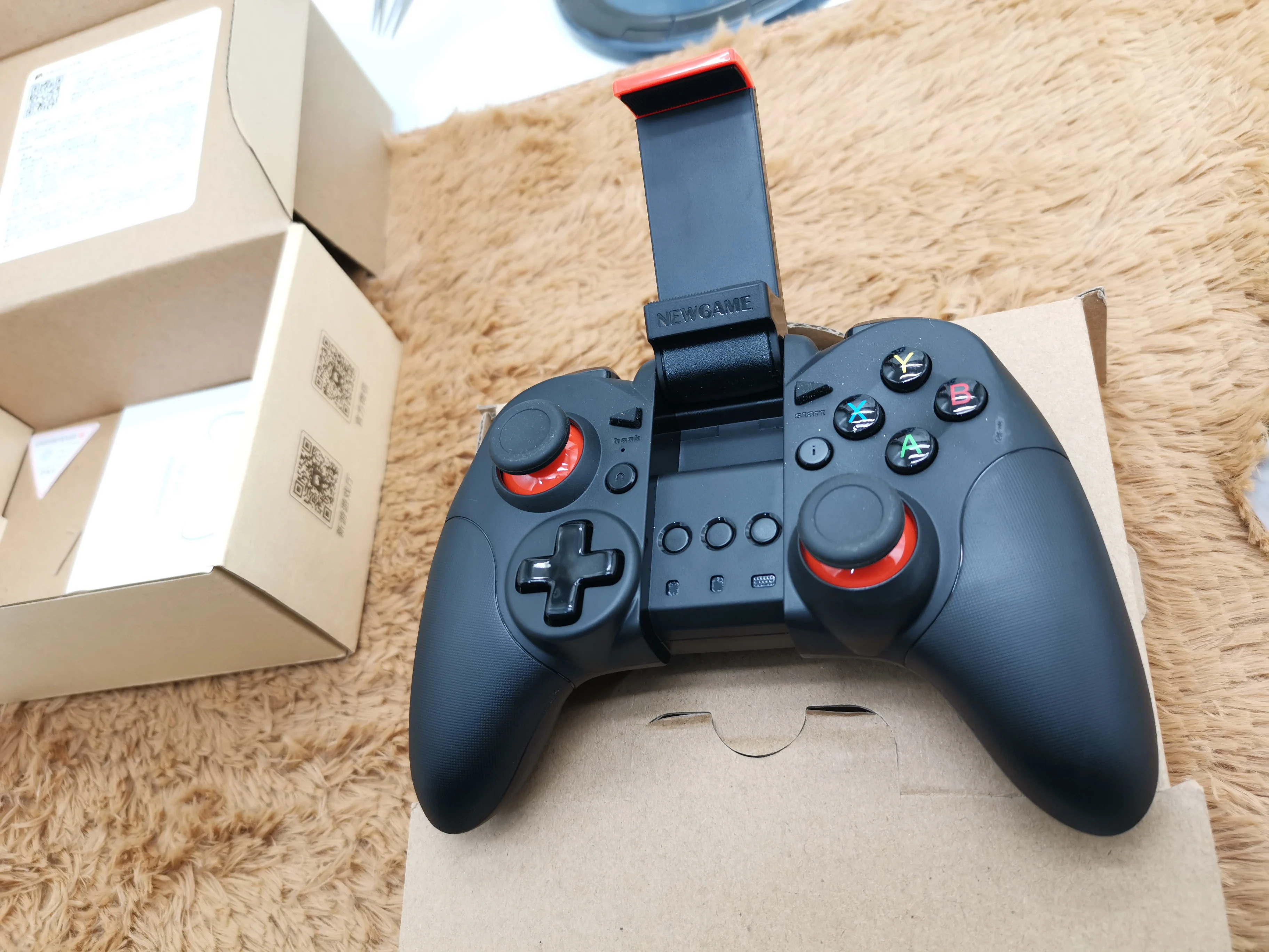 NewGame mobile N1 PRO Bluetooth BT4.0 Gamepad remote wireless controller shock game handle for Android iOS PC better than Pisen |