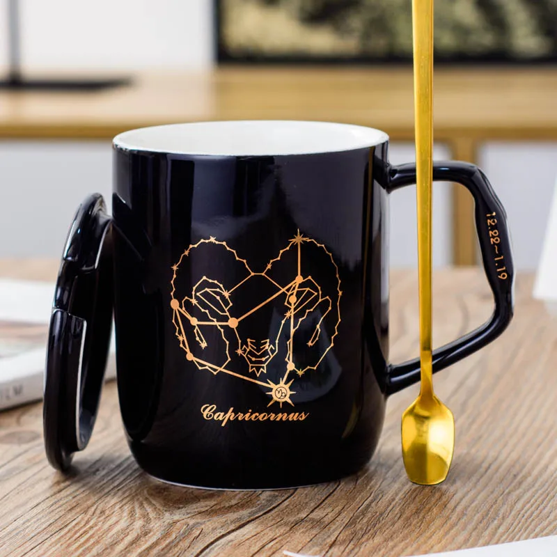 Capricorn (black) 12 созвездие керамическая кружка с покрытой ложкой креативная черная и белая Пара кофейная чашка ins чашка для воды - Цвет: Capricorn (black)