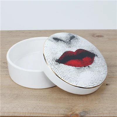 2 Европейская винтажная керамическая коробка для хранения Fornasetti, роскошный подарок, серьги для хранения ювелирных изделий, лоток, туалетный столик, декоративные аксессуары - Цвет: 2
