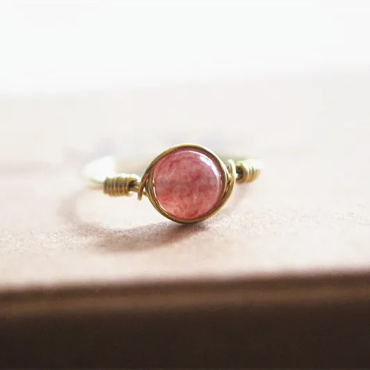 PINJEAS кольцо с кристаллом в виде клубники ручной работы наполнителем из проволоки