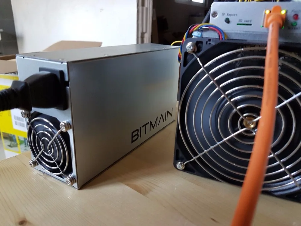 2 шт б/у ZCASH Miner Antminer Z9 Mini 10k Sol/s 300W с 1pc Bitmain APW3 1600W PSU хорошая прибыль лучше чем A9 S9