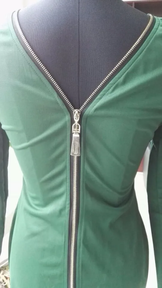 Женское вязаное платье-футляр до колена с длинными рукавами и молнией сзади