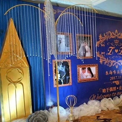 

Wedding metal tree with bead strands shiny dropping Wedding centerpiece road leads Party Decoration including bead dropping