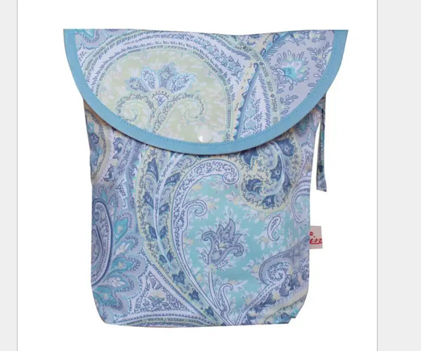 Happy Flute 1PC Reusable Waterproof Fashion Prints Wet Dry Diaper Bag Double Pocket Cloth Handle Wetbags diaper baby Mummy Baby