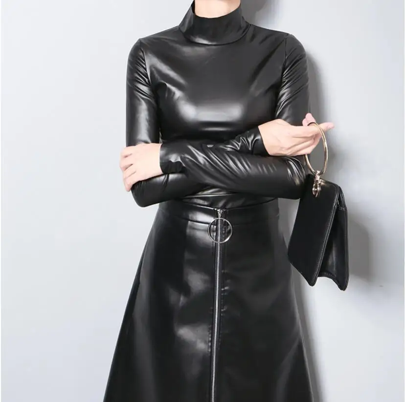 Новинка 2017 Европейская Женская осенне-зимняя футболка из искусственной кожи