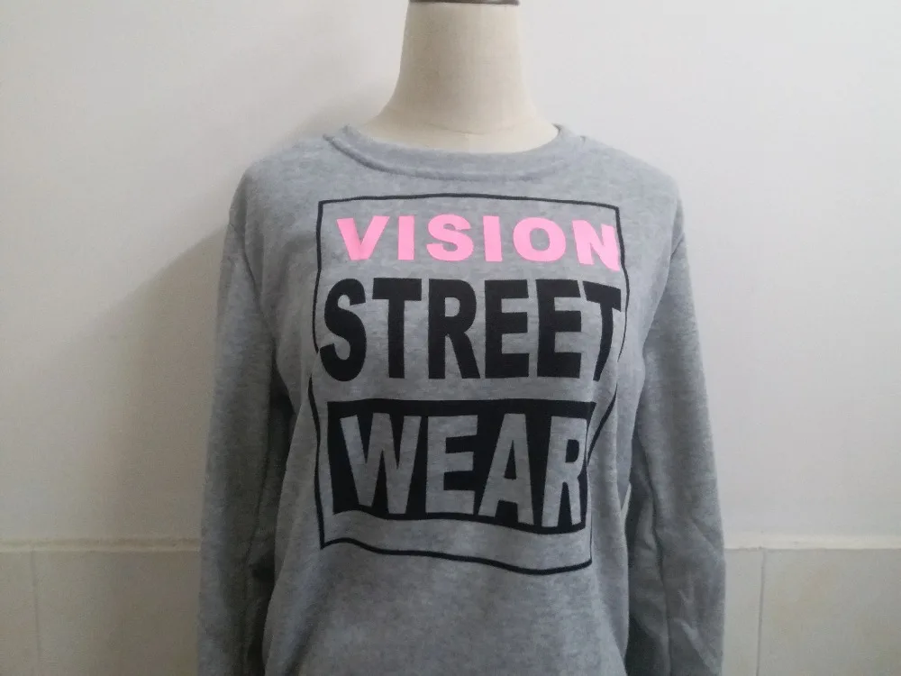 Женский тренировочный костюм с надписью черный и серый подиумный из пуловера