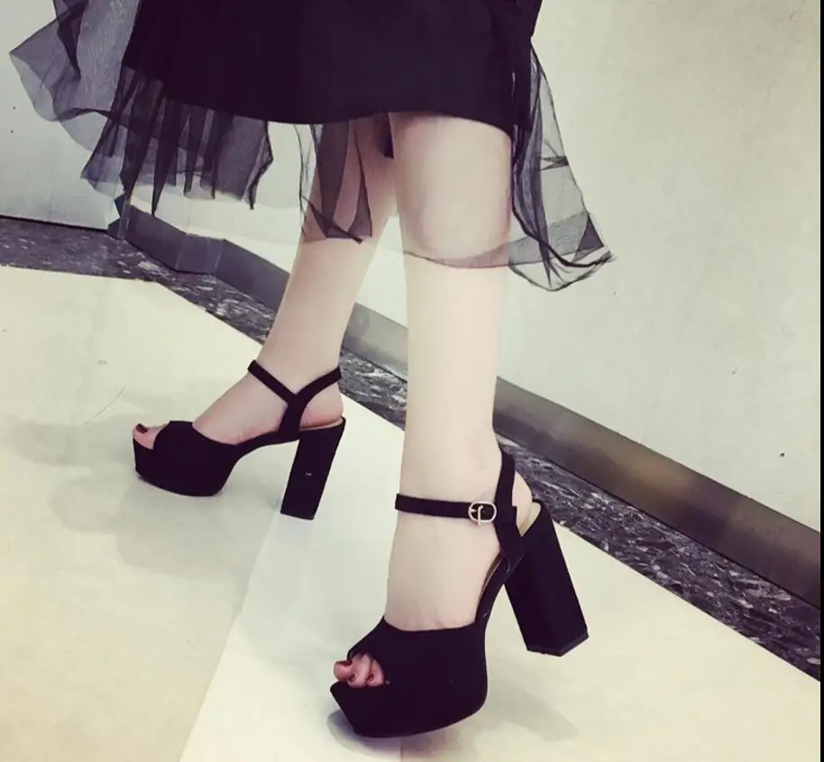 Новинка года женские сандалии со стильной парой обуви | Обувь