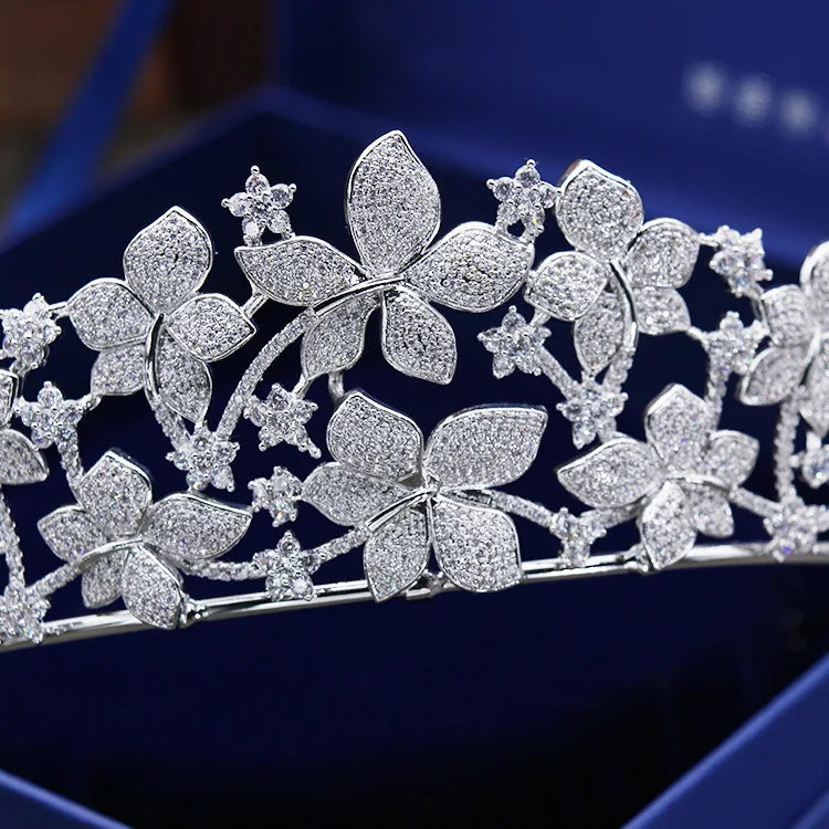 Большая тиара из фианита медная с микрозакрепкой свадебная корона для невесты